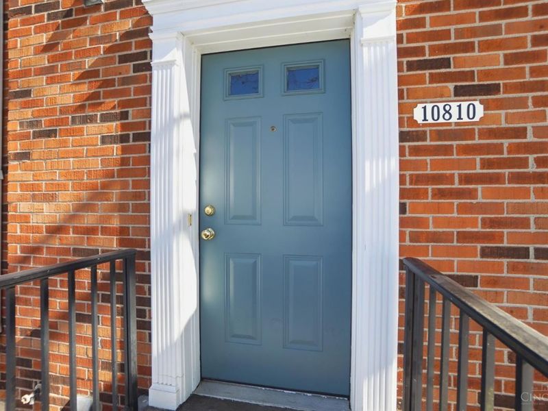 10810 Lakehurst Court, Unit 110, Sycamore Township, OH 45242 Photo 3