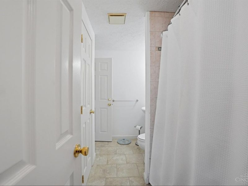 10810 Lakehurst Court, Unit 110, Sycamore Township, OH 45242 Photo 30