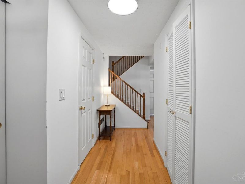 10810 Lakehurst Court, Unit 110, Sycamore Township, OH 45242 Photo 5