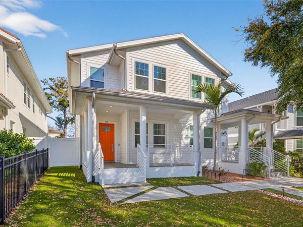 611 24TH AVENUE N, ST PETERSBURG, FL 33704