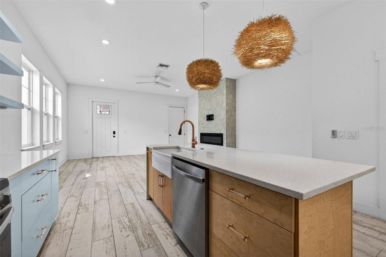 611 24th Avenue N, Saint Petersburg, FL 33704 Photo