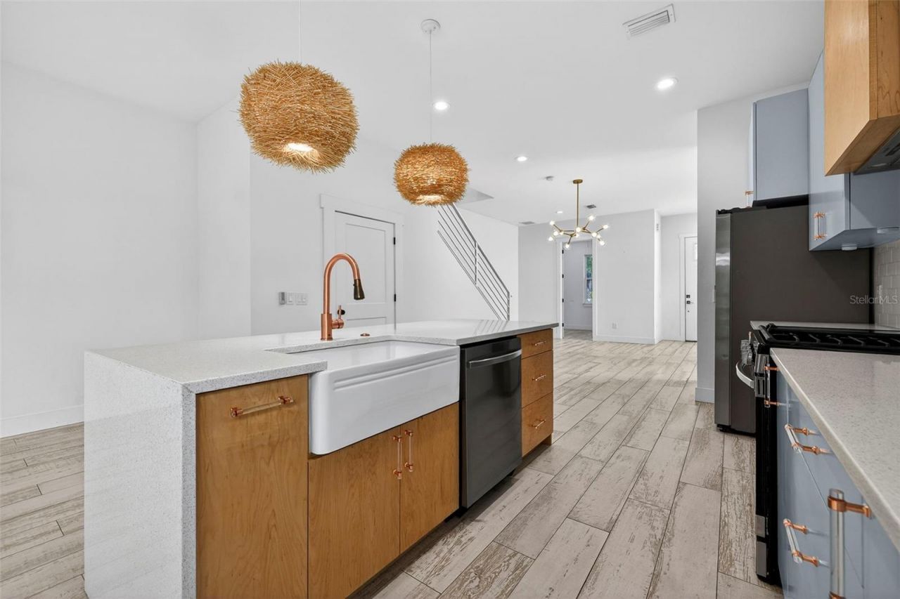 611 24th Avenue N, Saint Petersburg, FL 33704 Photo