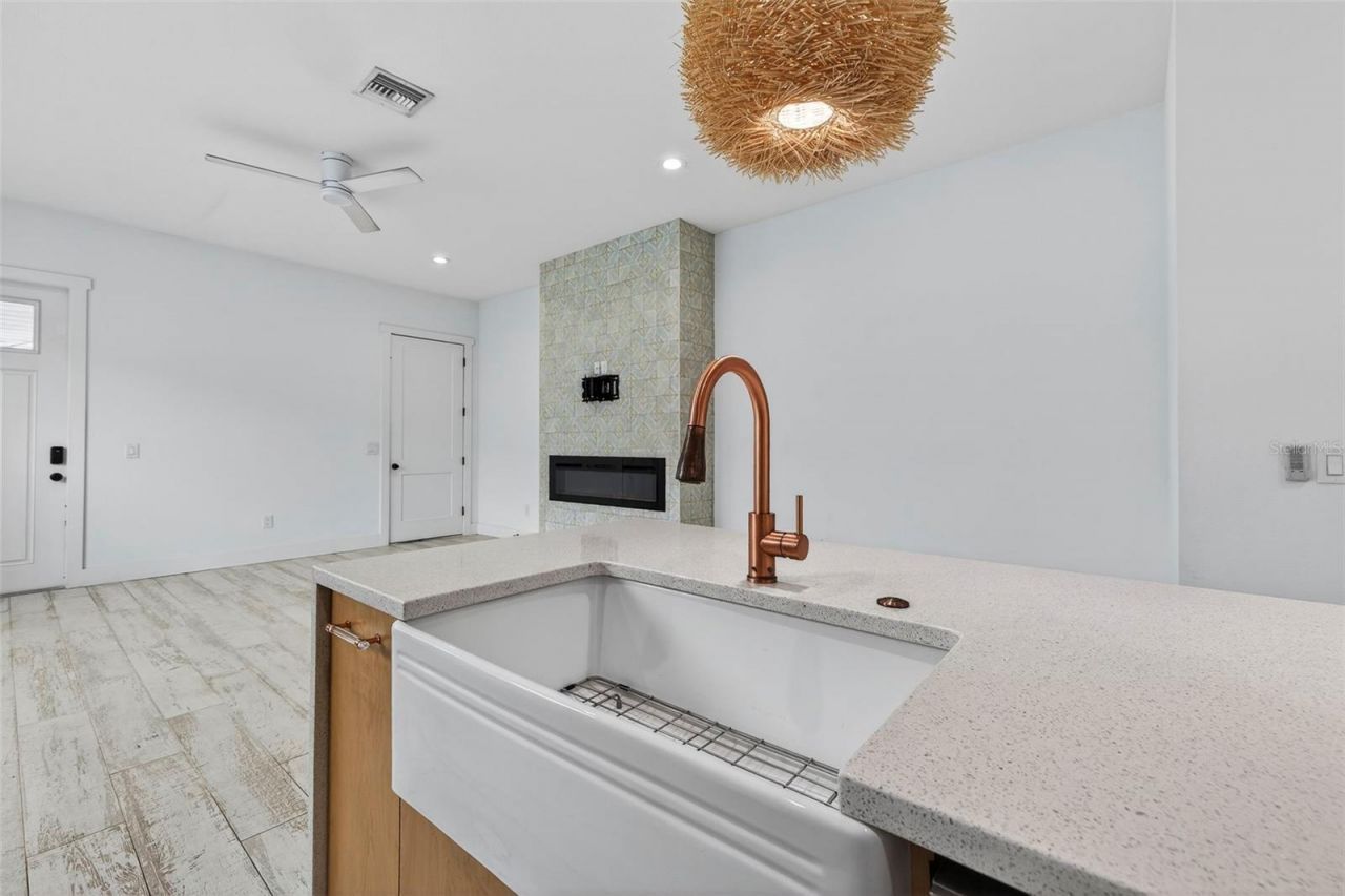 611 24th Avenue N, Saint Petersburg, FL 33704 Photo