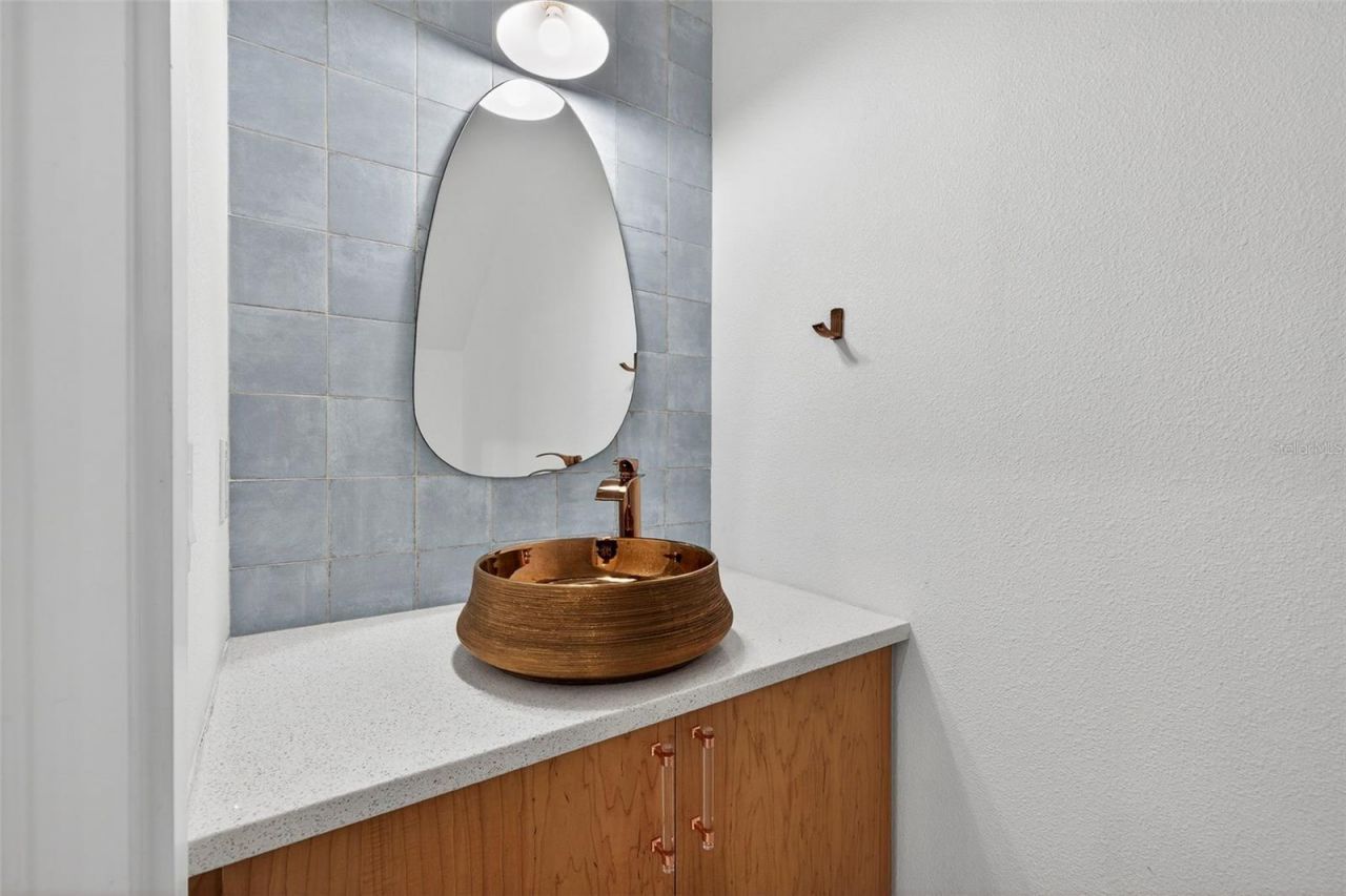 611 24th Avenue N, Saint Petersburg, FL 33704 Photo