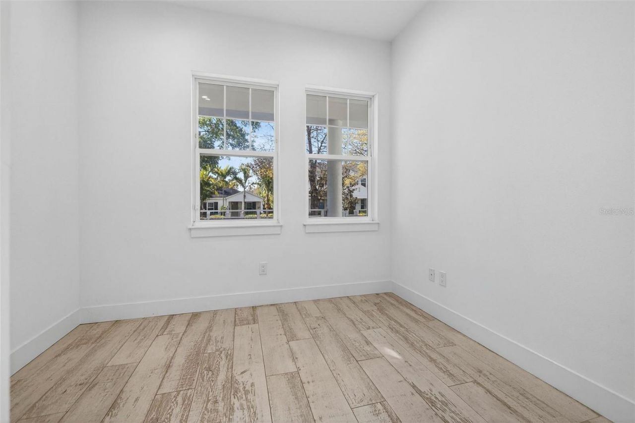 611 24th Avenue N, Saint Petersburg, FL 33704 Photo