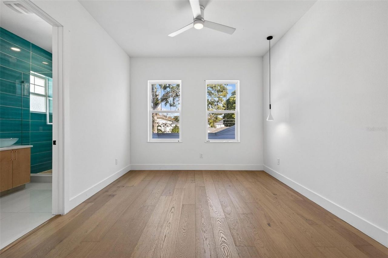 611 24th Avenue N, Saint Petersburg, FL 33704 Photo