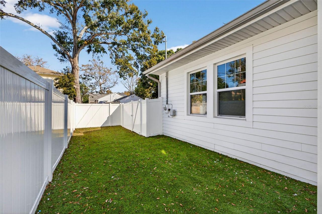 611 24th Avenue N, Saint Petersburg, FL 33704 Photo