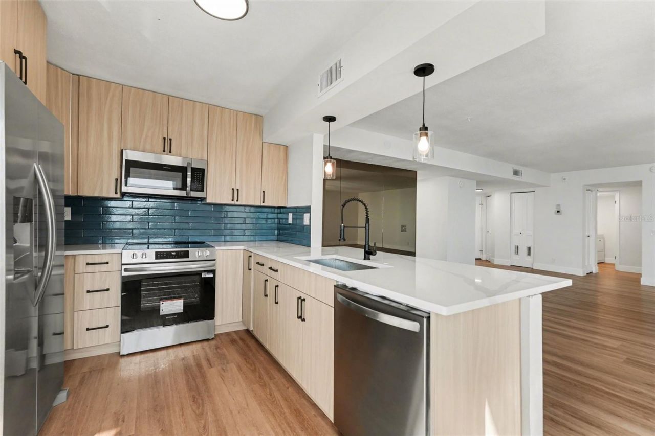 5541 Puerta Del Sol Boulevard S, Unit 314, Saint Petersburg, FL 33715 Photo