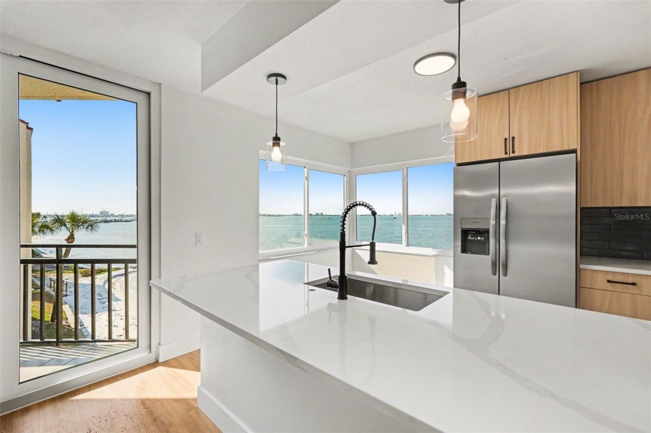 5541 Puerta Del Sol Boulevard S, Unit 314, Saint Petersburg, FL 33715 Photo