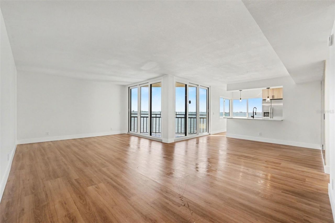 5541 Puerta Del Sol Boulevard S, Unit 314, Saint Petersburg, FL 33715 Photo