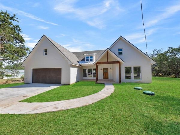 160 W Stonecastle DR, Granite Shoals, TX 78654
