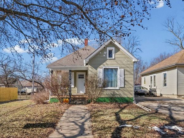 705 N Elm Street, Champaign, IL 61820