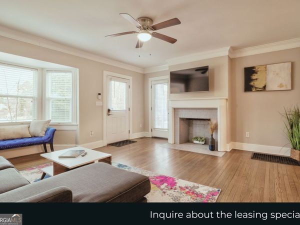 1074 Jefferson Avenue, East Point, GA 30344