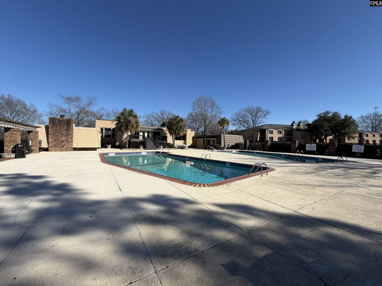 1409 Old Manor  Photo 14