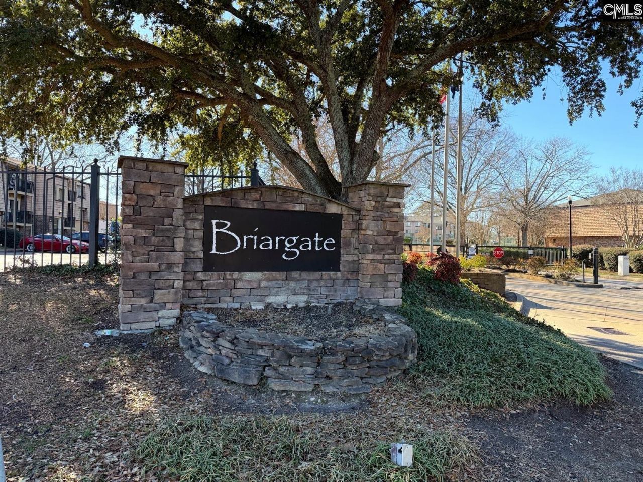 1409 Old Manor  Photo 15