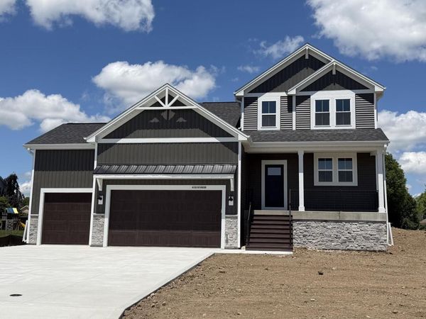 N101W16938 Tanglewood DRIVE, Germantown, WI 53022