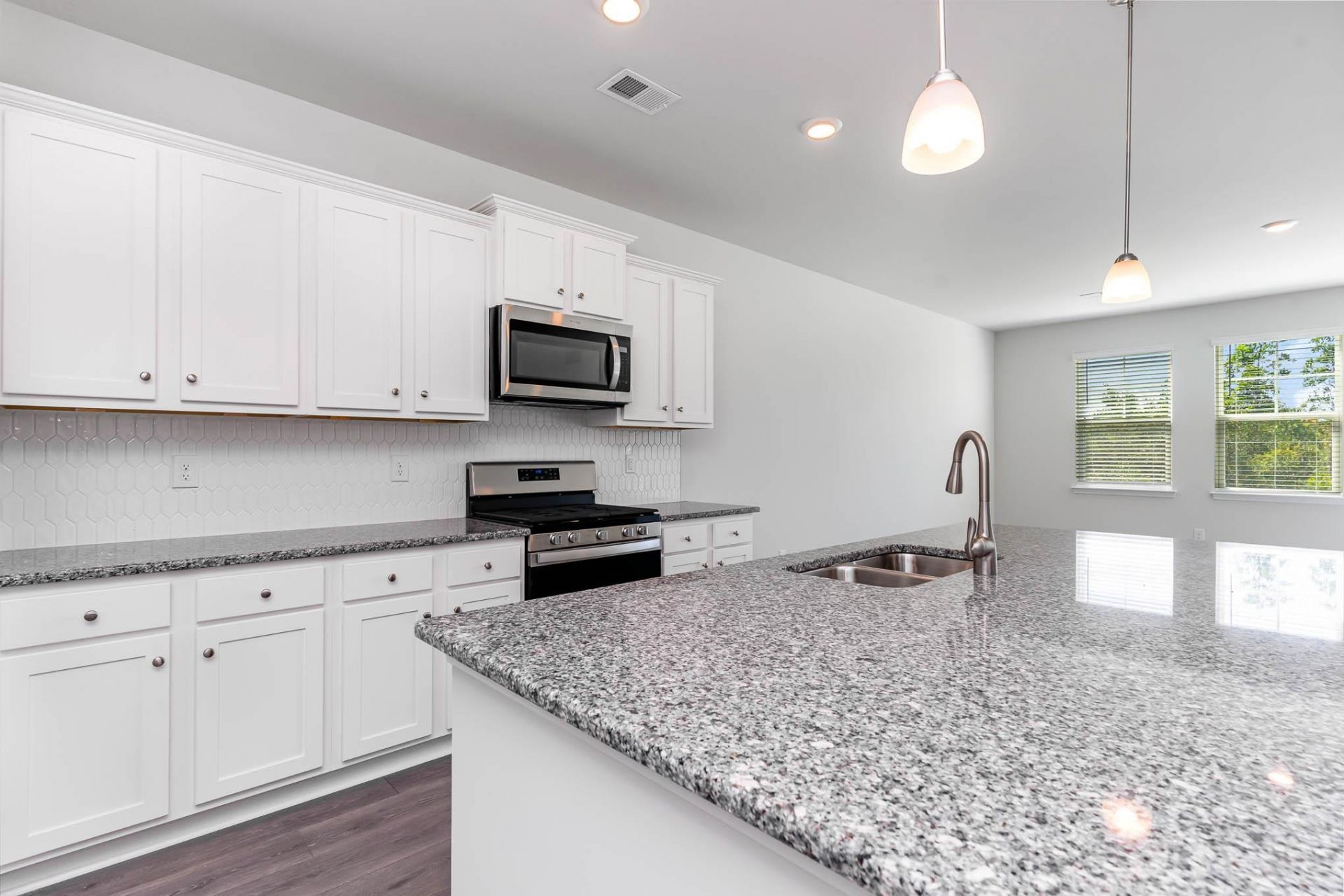 1289 Baker Creek Loop Photo 7