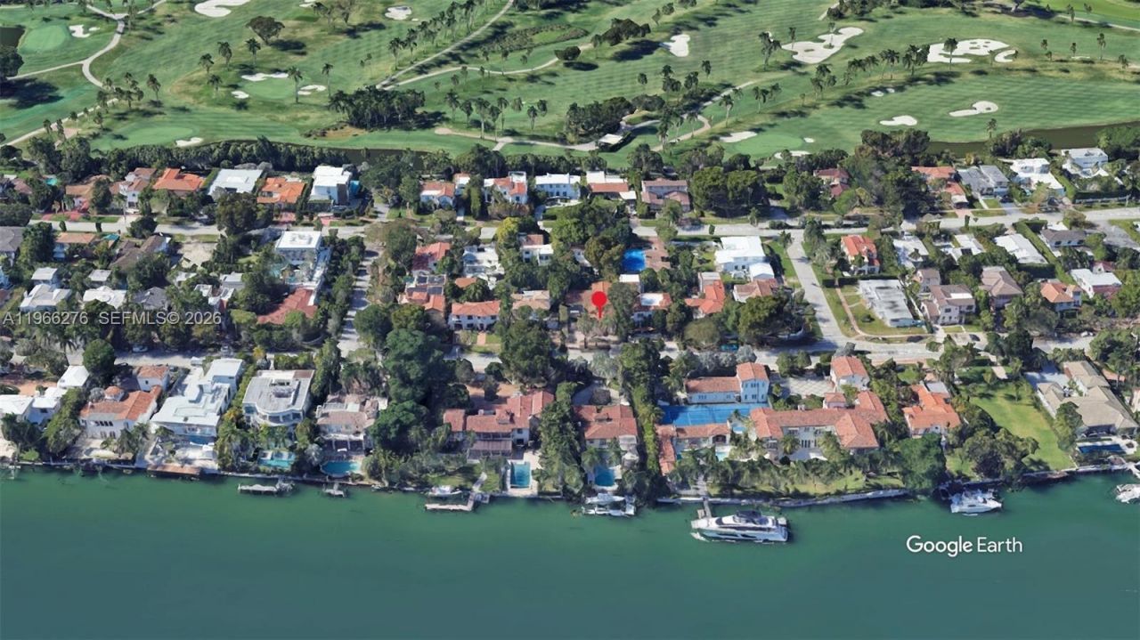 5830 Pine Tree Dr, Miami Beach, FL 33140 Photo