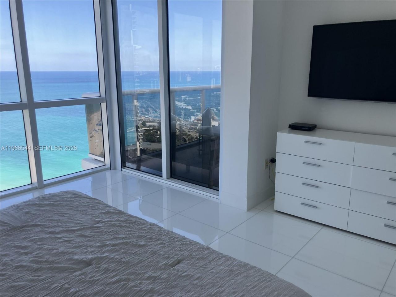18201 Collins Ave, Unit 3708, Sunny Isles Beach, FL 33160 Photo