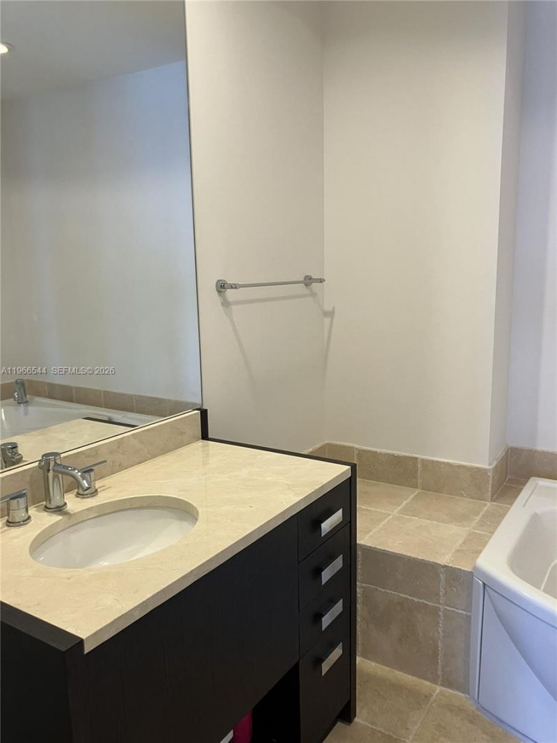 18201 Collins Ave, Unit 3708, Sunny Isles Beach, FL 33160 Photo