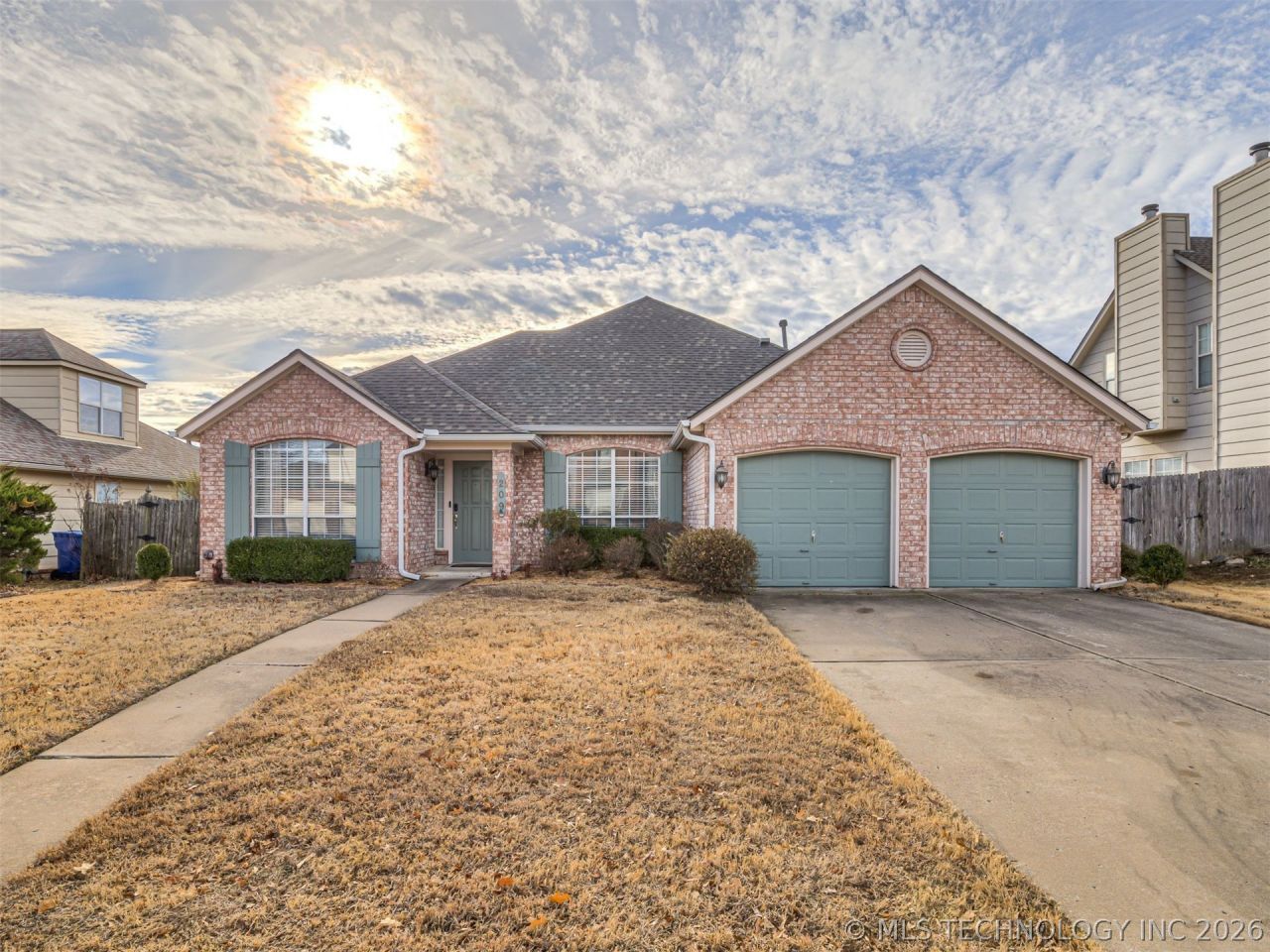 209 S Firewood Avenue, Broken Arrow, OK 74012 Main Photo