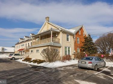 344 E MAIN STREET , LEOLA, PA 17540