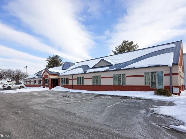 352 E MAIN STREET , LEOLA, PA 17540