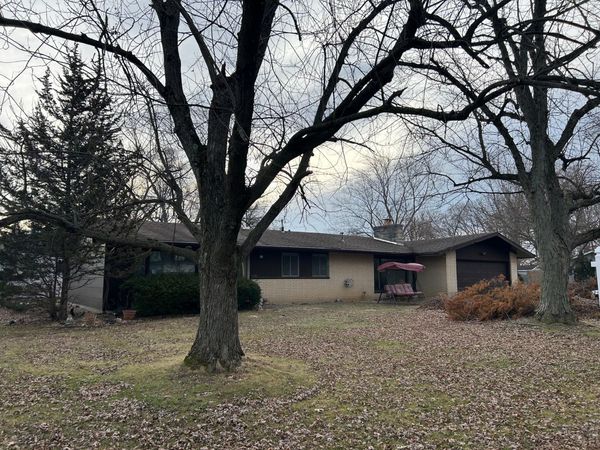 12109 White Oak Drive, Crown Point, IN 46307
