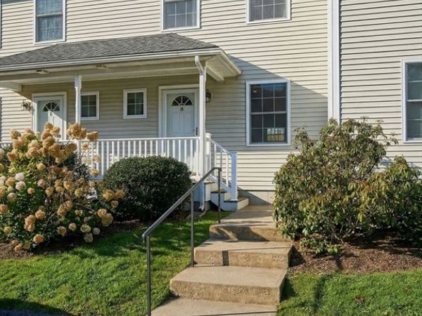 8 Hockanum Rd, Unit 10, Northampton, MA 01060