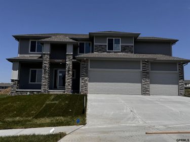 12606 Schirra Street, Papillion, NE 68138