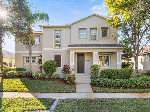 1296 Welcome Drive, Vero Beach, FL 32966