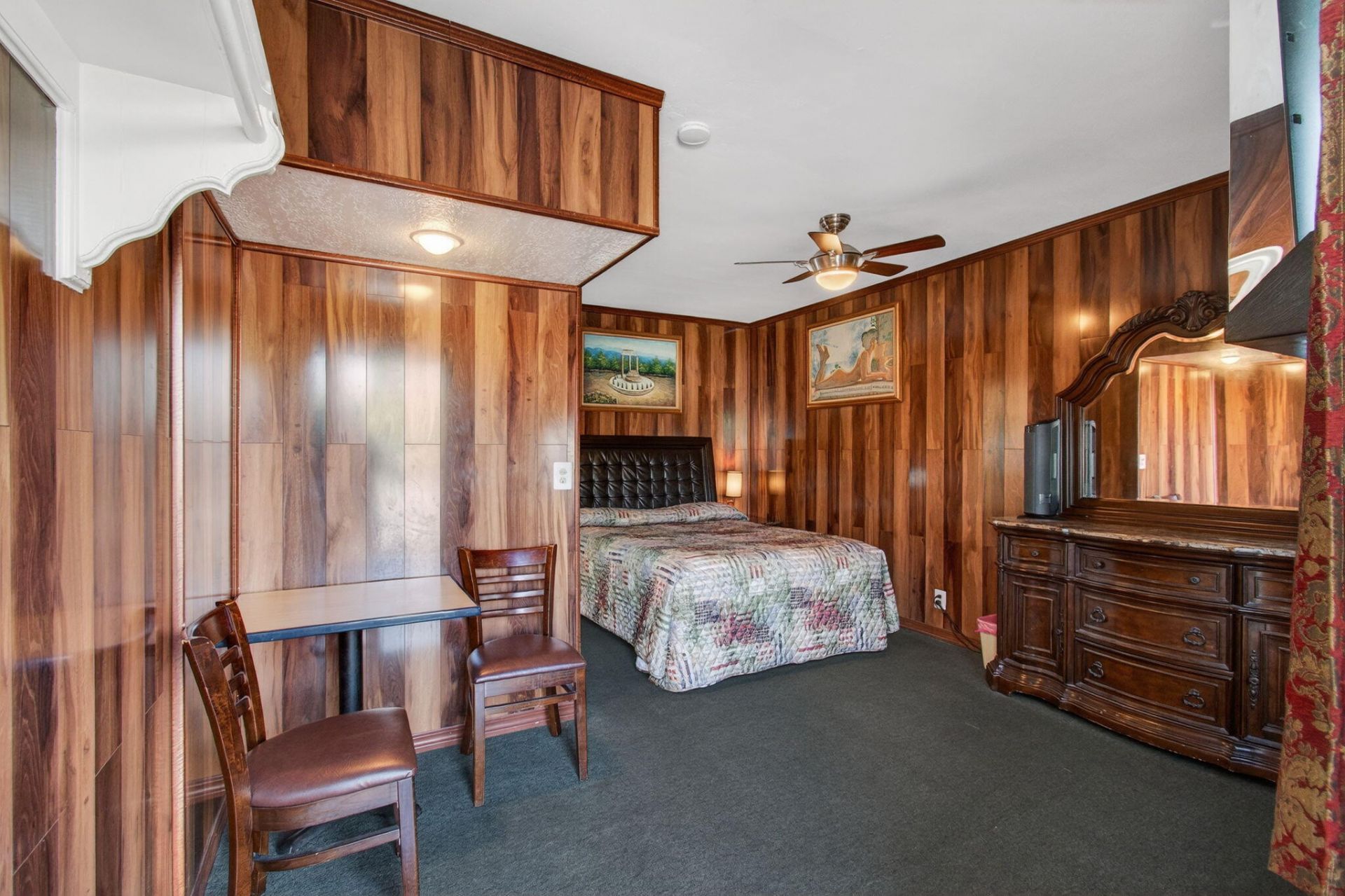 704 N Dixie Highway, Lantana, FL 33462 Photo