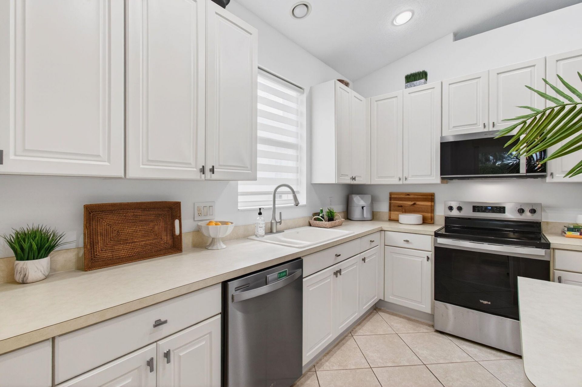 2320 Sapphire Circle, West Palm Beach, FL 33411 Photo