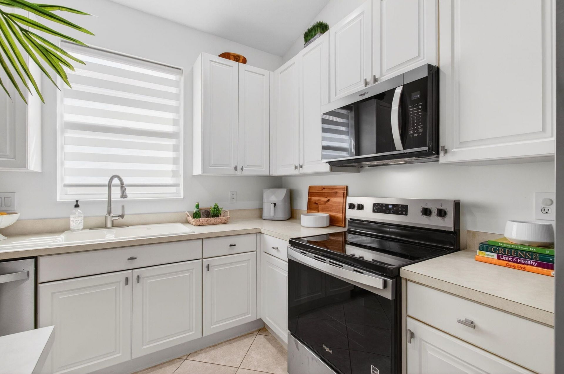 2320 Sapphire Circle, West Palm Beach, FL 33411 Photo