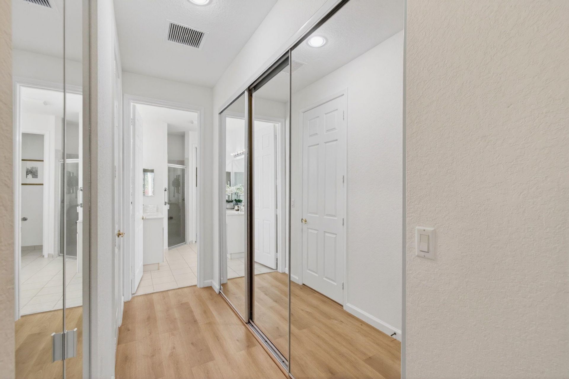 2320 Sapphire Circle, West Palm Beach, FL 33411 Photo