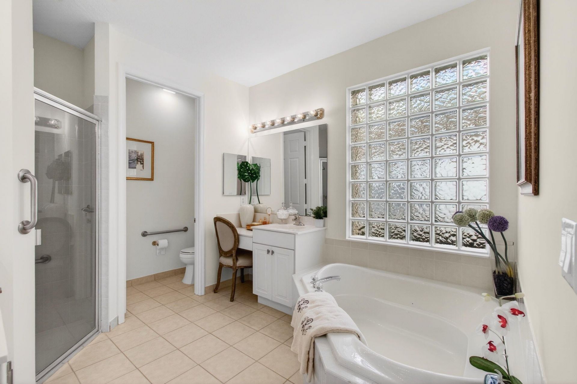 2320 Sapphire Circle, West Palm Beach, FL 33411 Photo