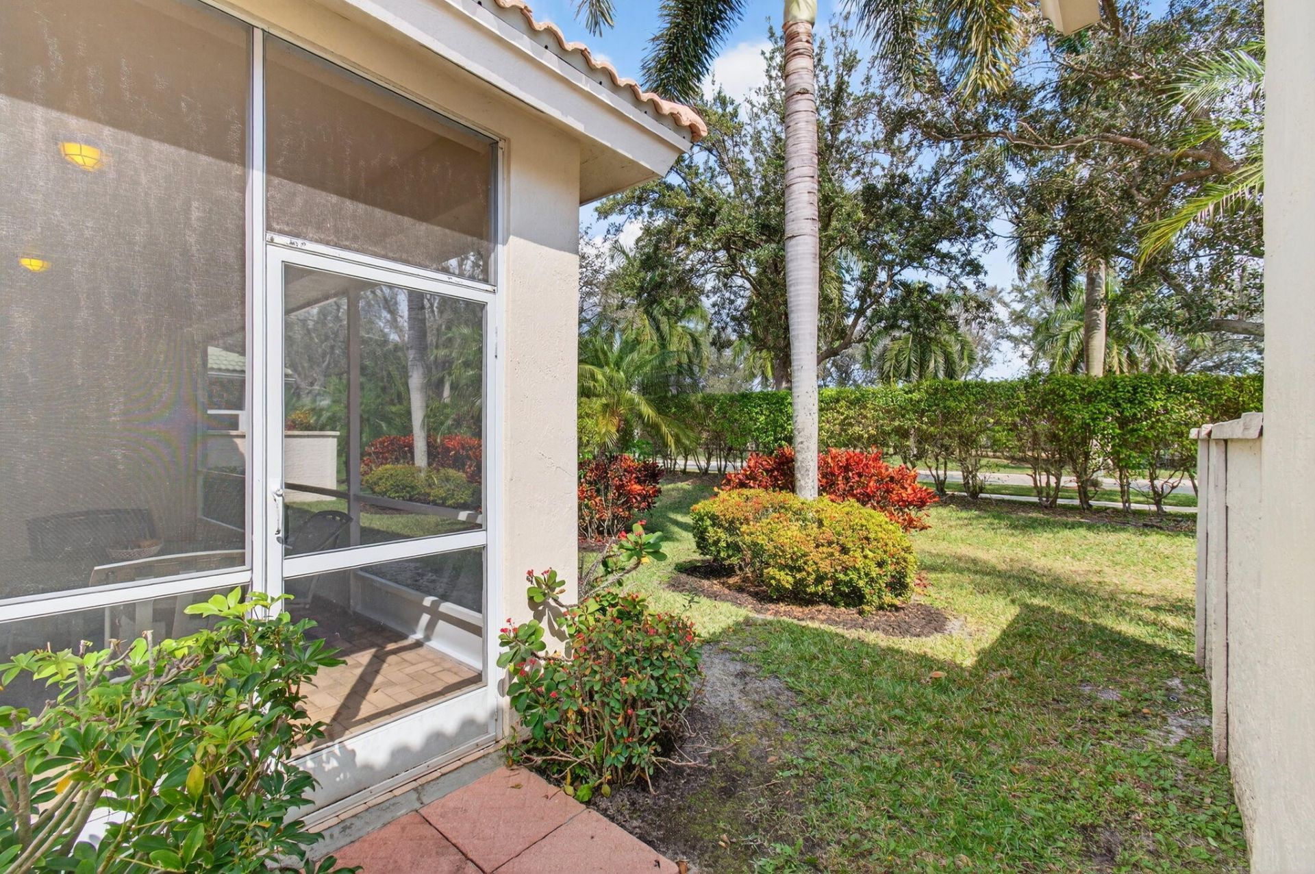 2320 Sapphire Circle, West Palm Beach, FL 33411 Photo