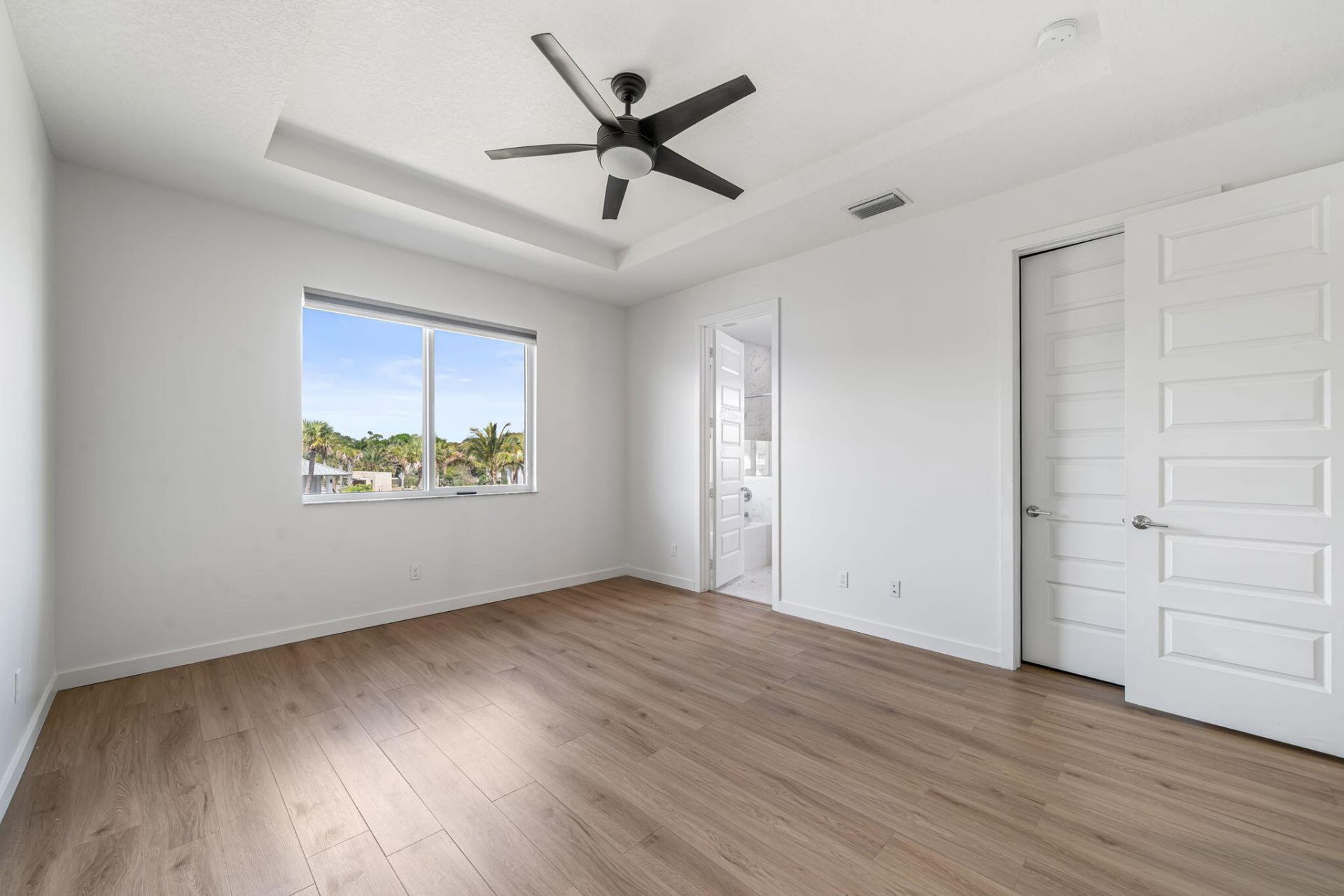 511 Pioneer Way, Royal Palm Beach, FL 33411 Photo