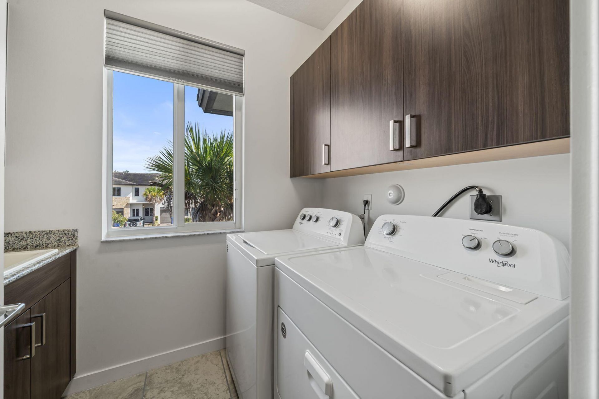 511 Pioneer Way, Royal Palm Beach, FL 33411 Photo