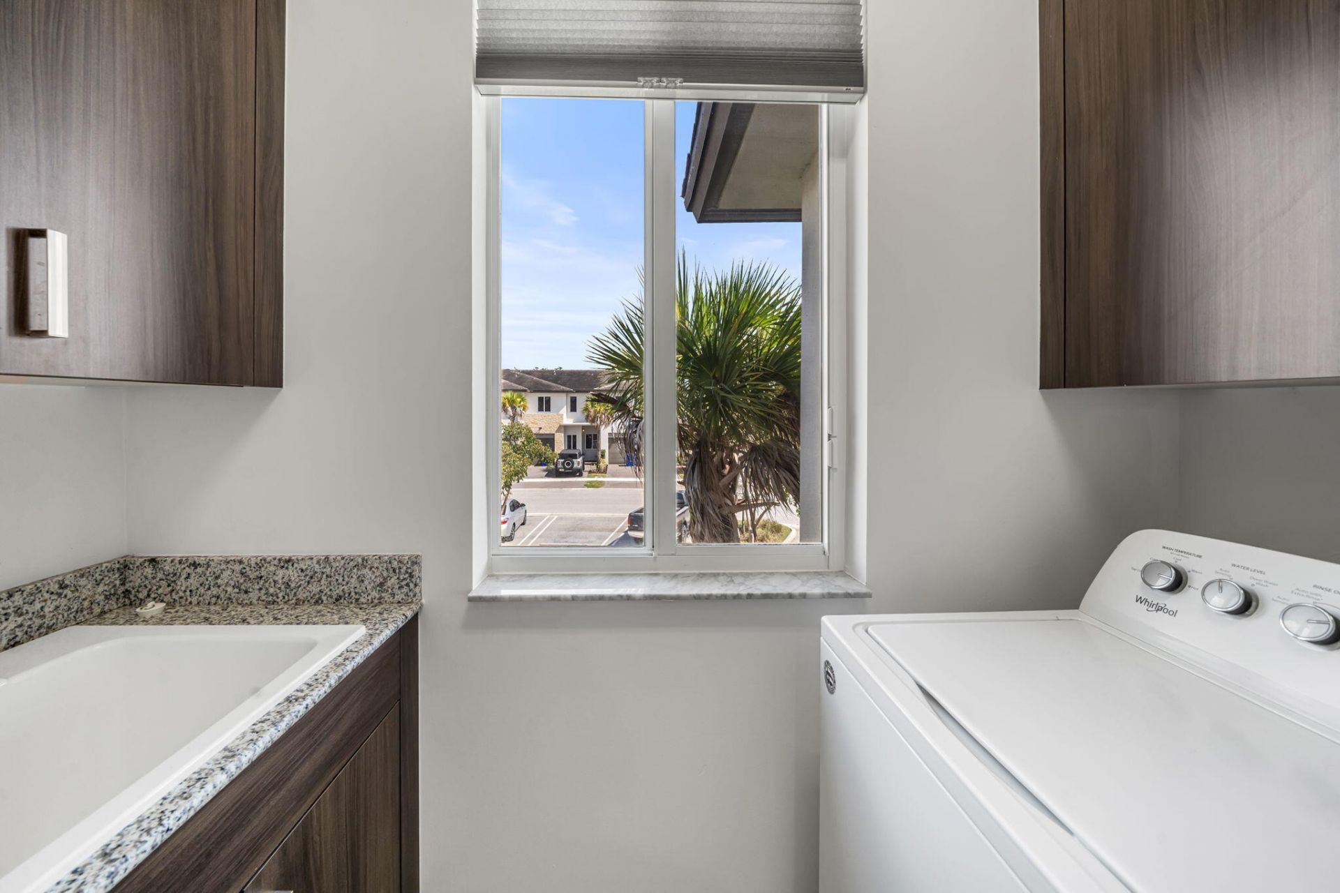 511 Pioneer Way, Royal Palm Beach, FL 33411 Photo