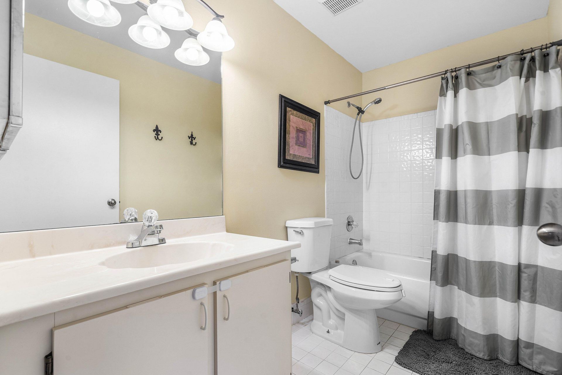 7614 NW 99th Avenue, Tamarac, FL 33321 Photo