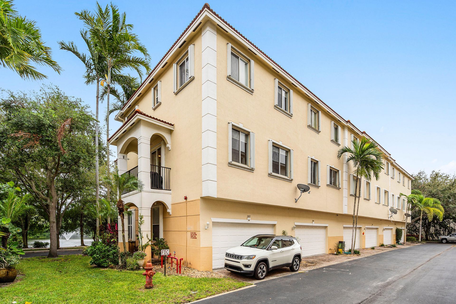 2897 S Greenleaf Circle, Boynton Beach, FL 33426 Photo