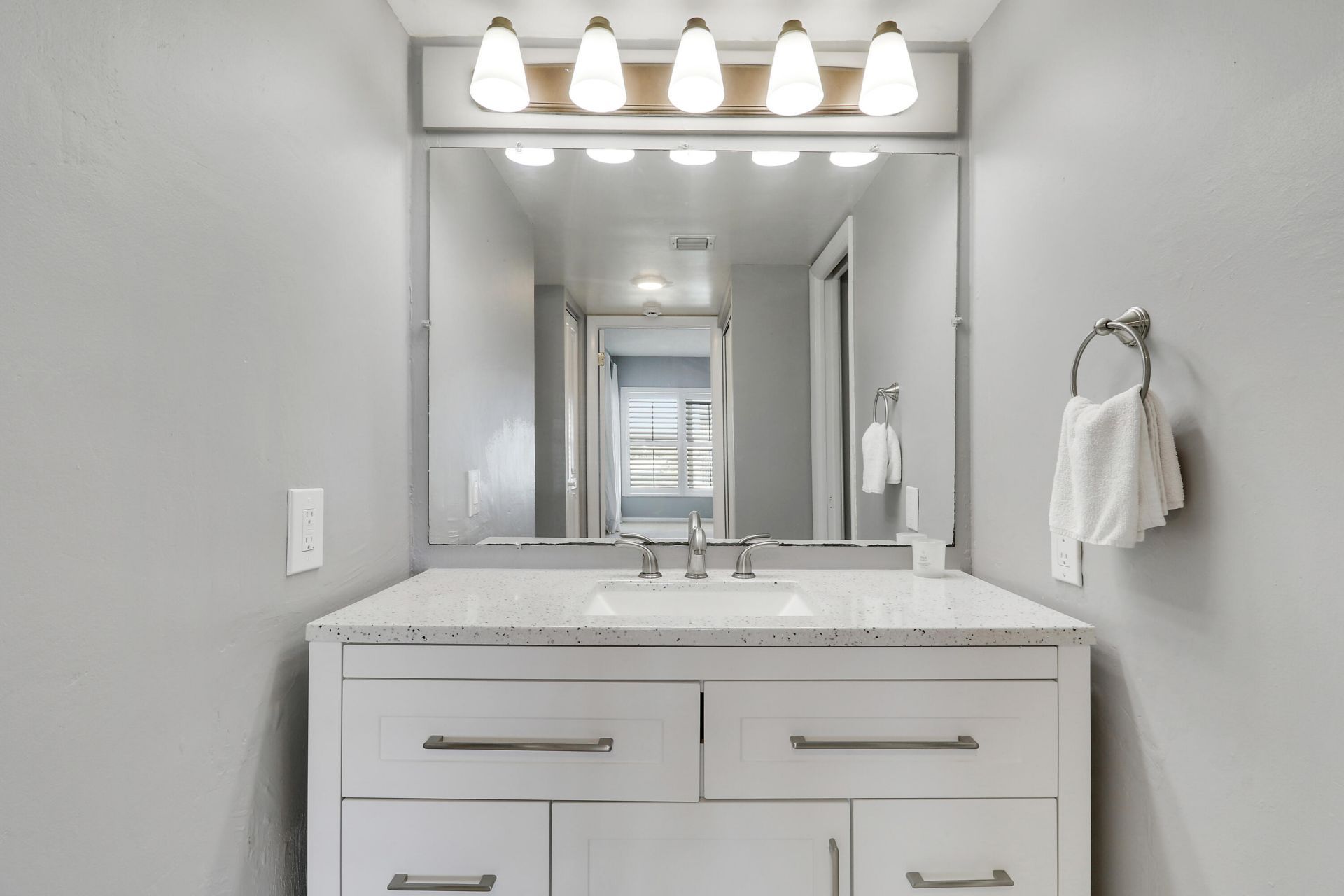 155 Yacht Club Drive, Unit 308, North Palm Beach, FL 33408 Photo