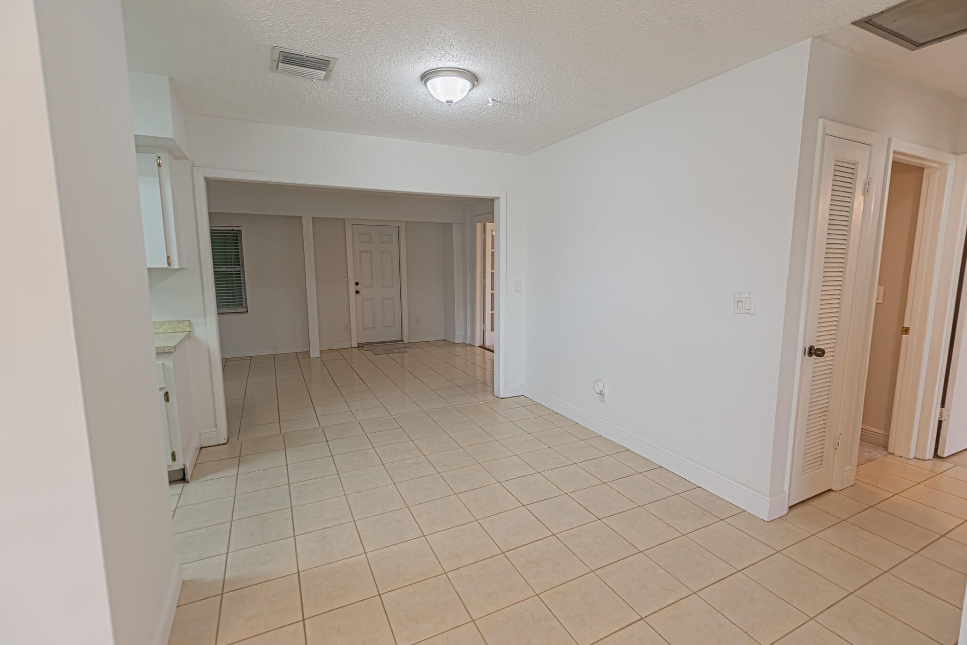 1148 SE Puritan Lane, Port Saint Lucie, FL 34983 Photo