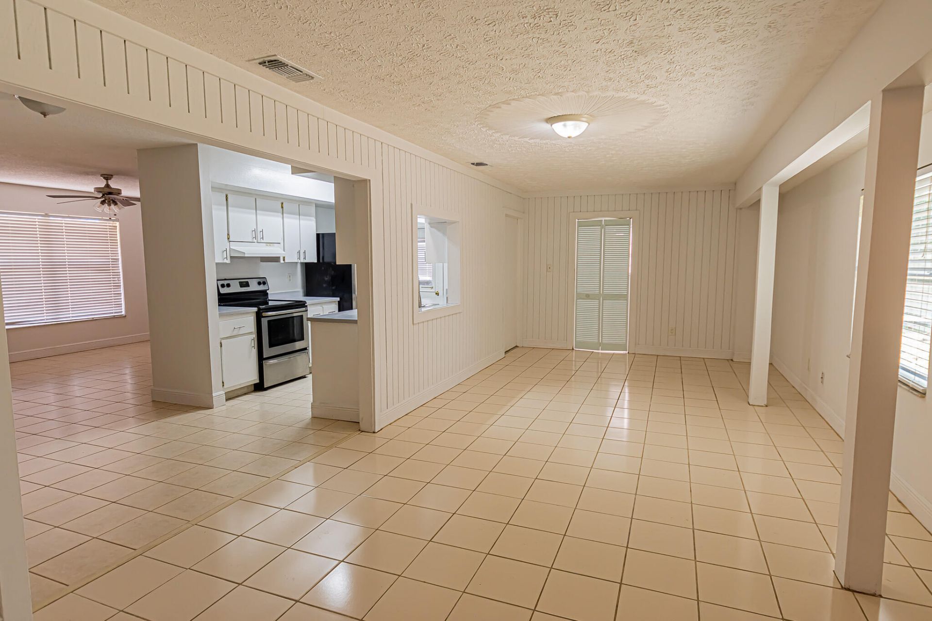 1148 SE Puritan Lane, Port Saint Lucie, FL 34983 Photo