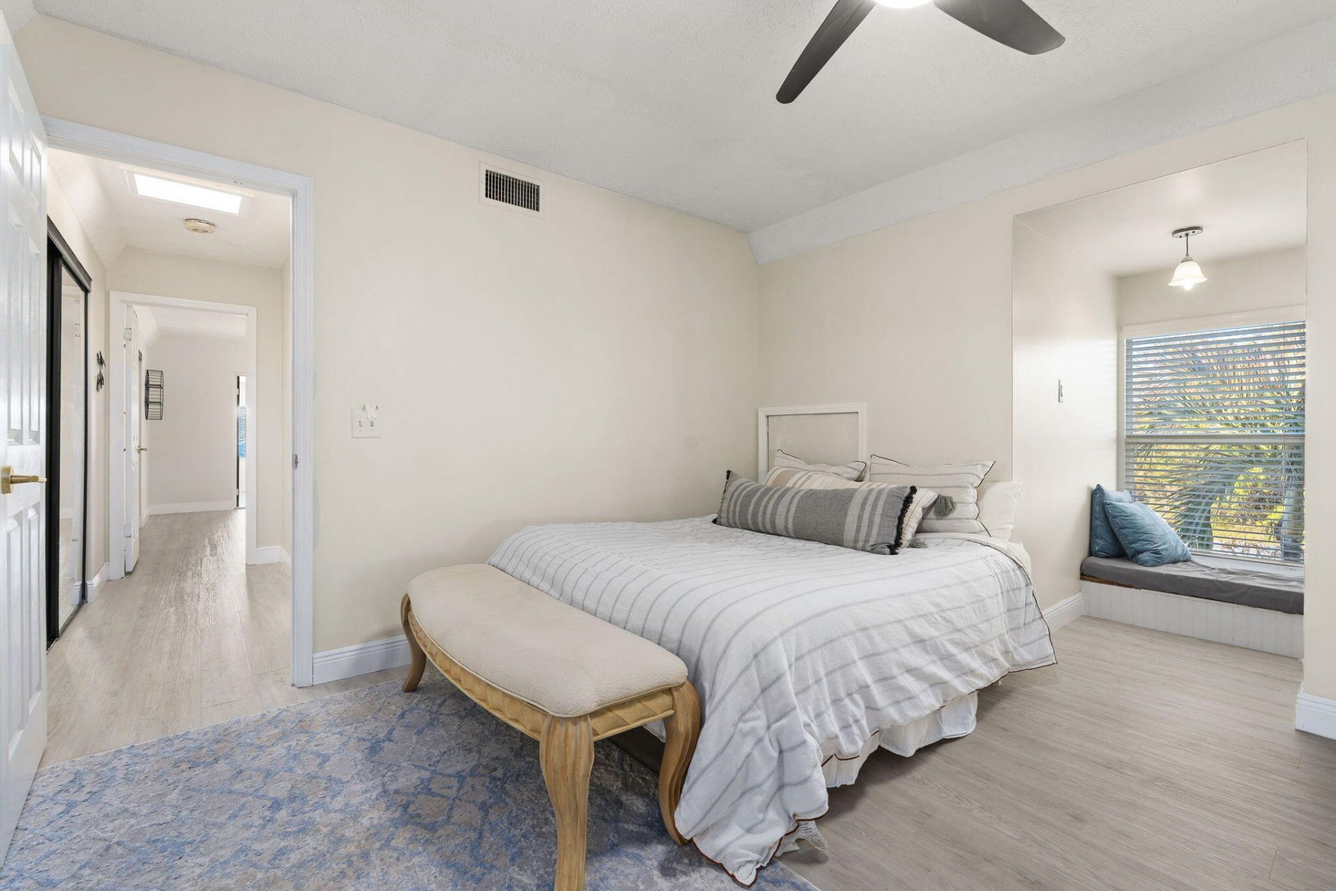 916 SW Abingdon Avenue, Port Saint Lucie, FL 34953 Photo