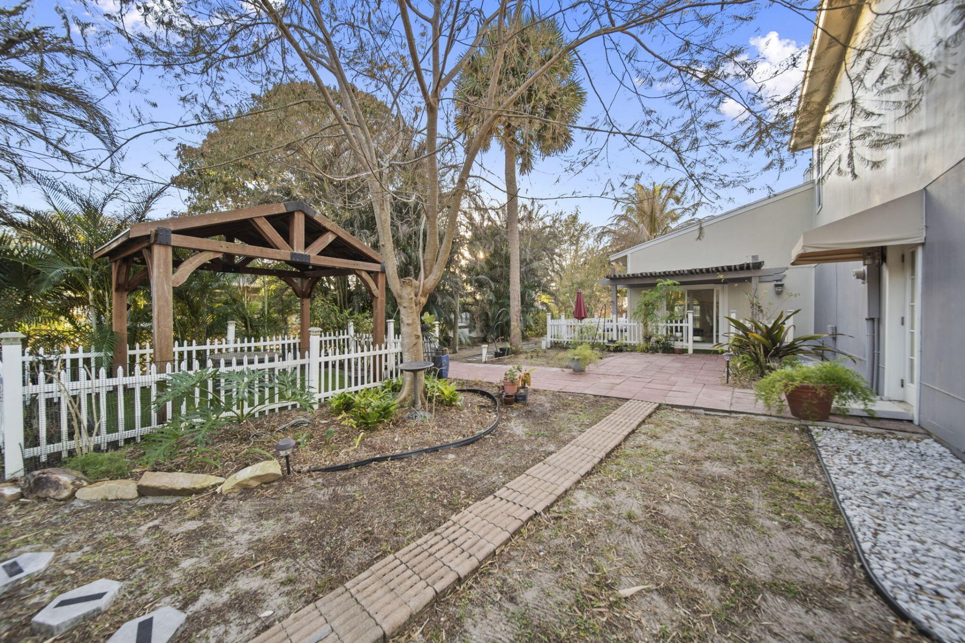 916 SW Abingdon Avenue, Port Saint Lucie, FL 34953 Photo