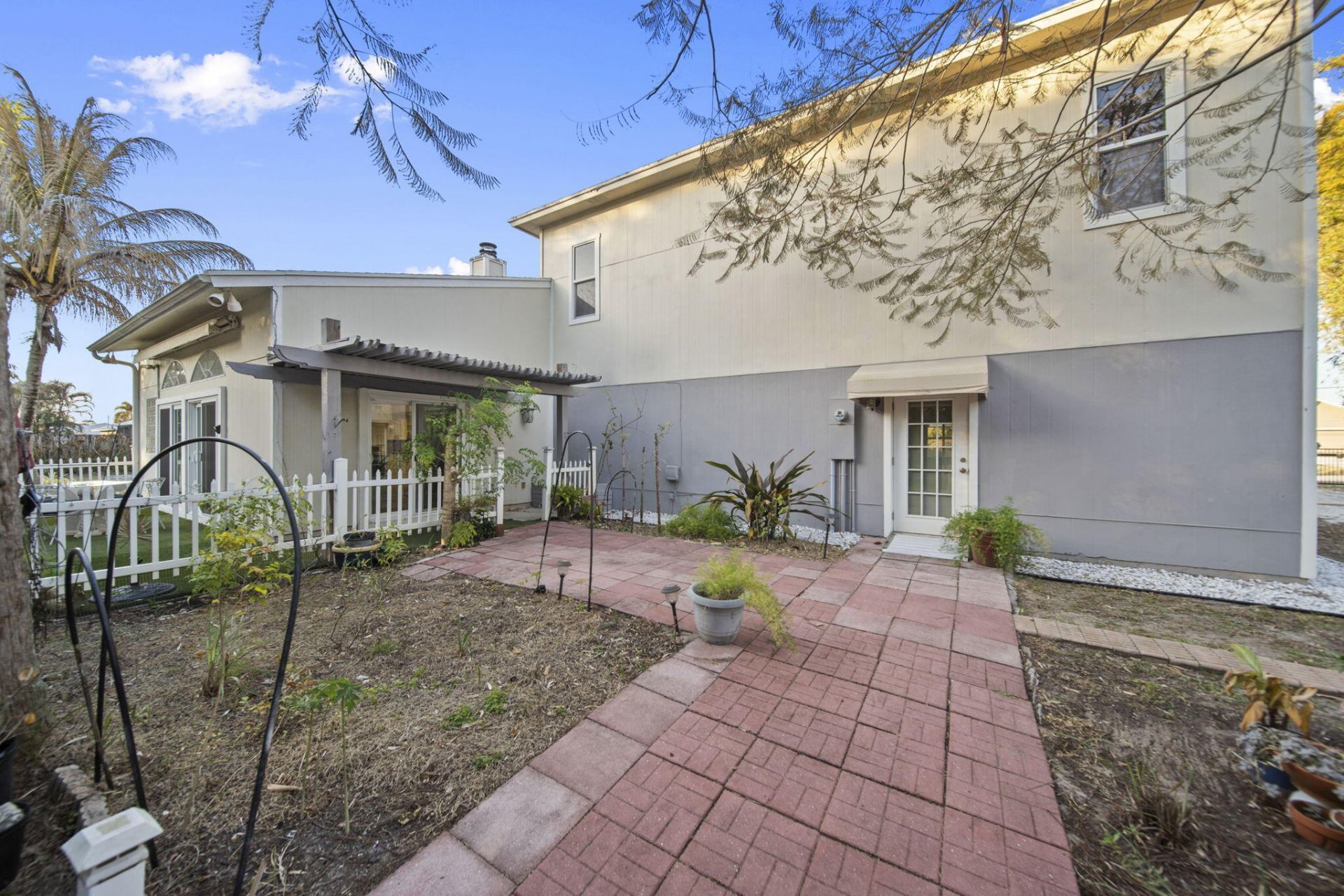 916 SW Abingdon Avenue, Port Saint Lucie, FL 34953 Photo