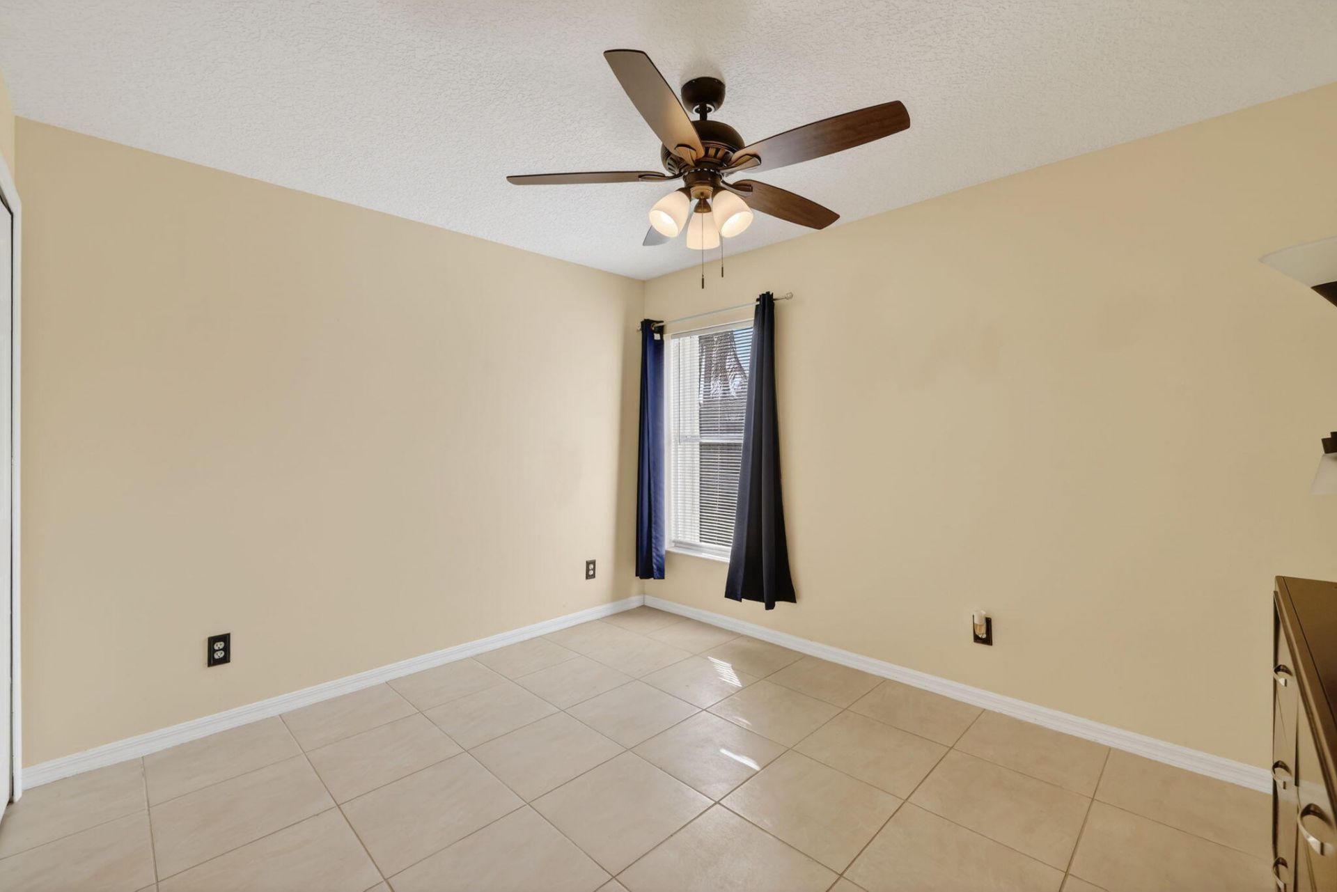 1534 SW Hutchins Street, Port Saint Lucie, FL 34983 Photo