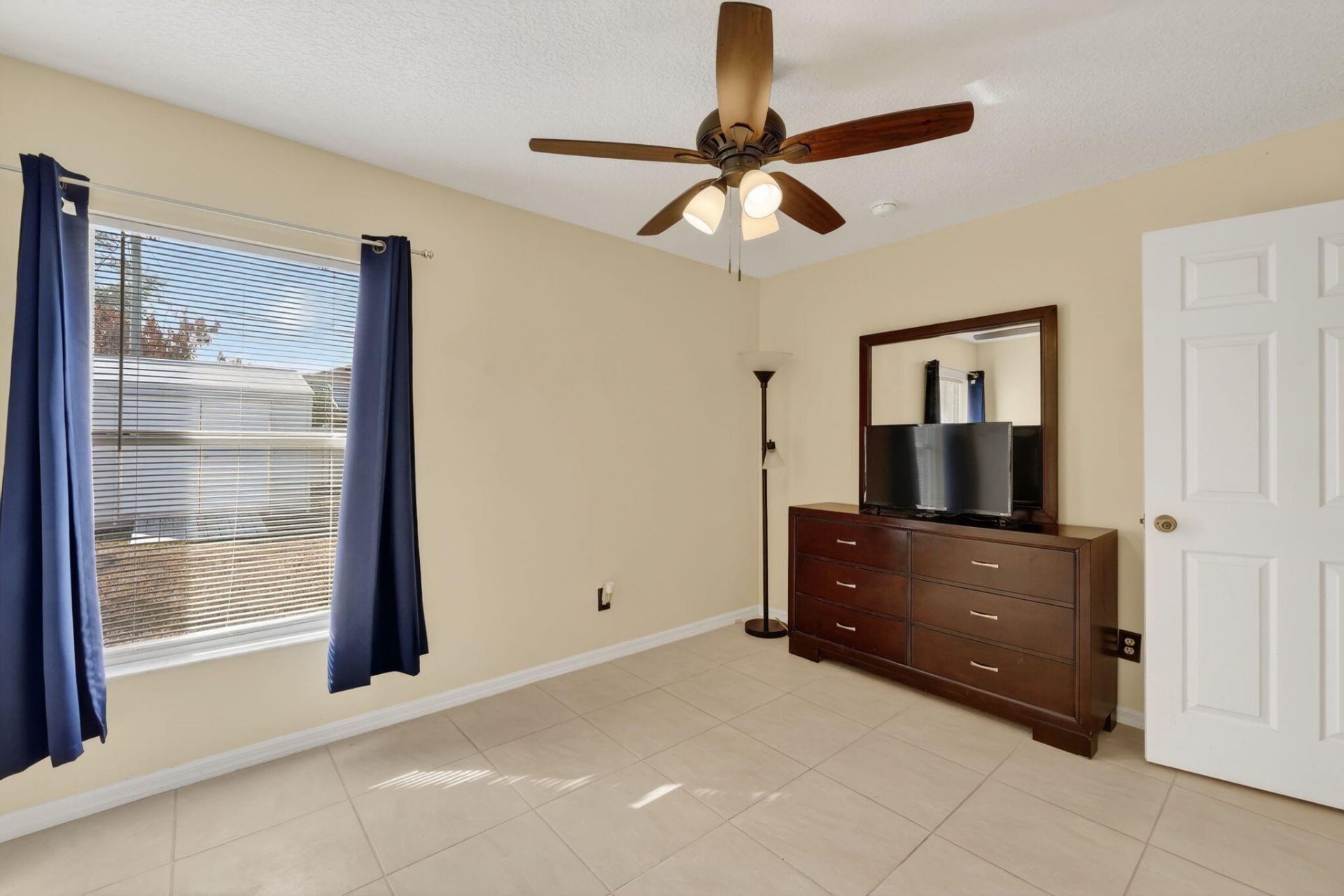 1534 SW Hutchins Street, Port Saint Lucie, FL 34983 Photo